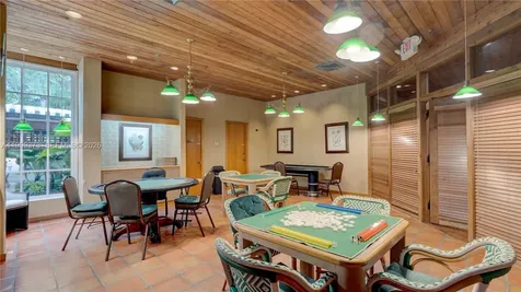 4000 Towerside Terrace Miami FL 33138