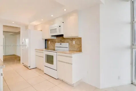 4000 Towerside Terrace Miami FL 33138