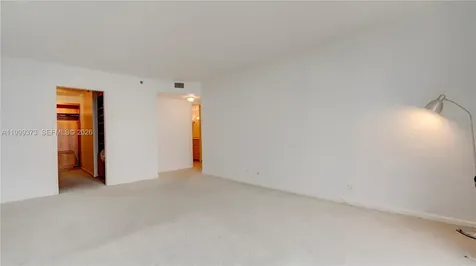 4000 Towerside Terrace Miami FL 33138