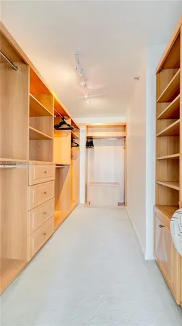 4000 Towerside Terrace Miami FL 33138