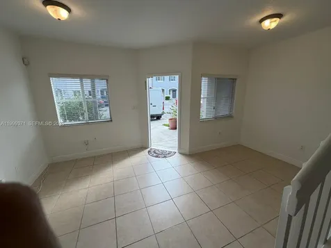 2953 SE 15th Terrace Homestead FL 33035