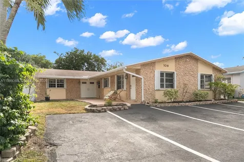 108 SE 4th Terrace Dania Beach FL 33004