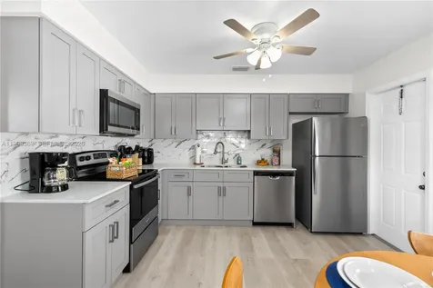 108 SE 4th Terrace Dania Beach FL 33004