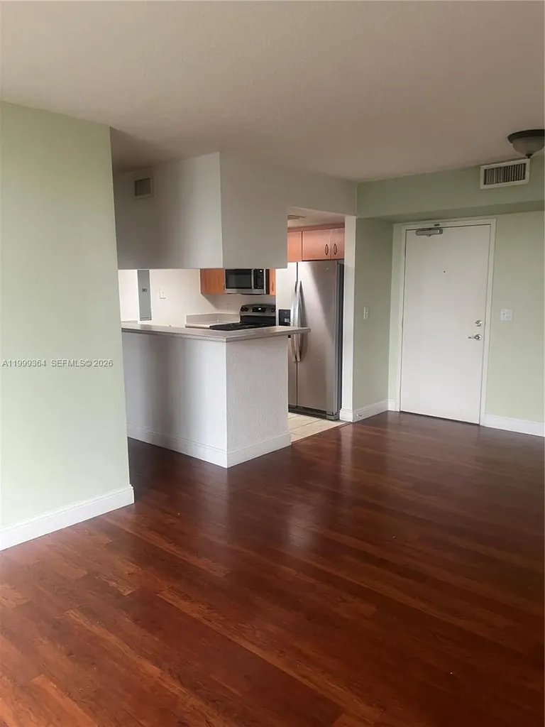 816 NW 11th Street Miami FL 33136