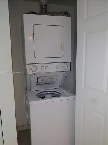 816 NW 11th Street Miami FL 33136