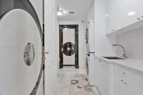 17875 Collins Avenue Sunny Isles Beach FL 33160