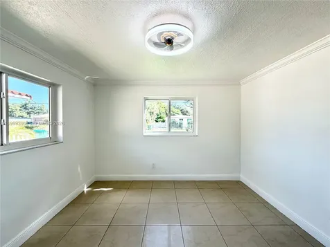 3250 SW 72 Court Miami FL 33155
