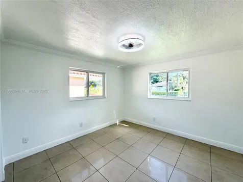 3250 SW 72 Court Miami FL 33155