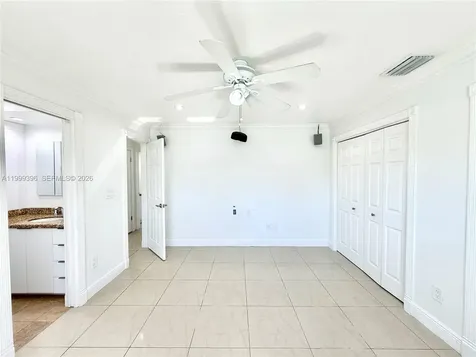 3250 SW 72 Court Miami FL 33155
