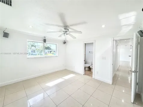 3250 SW 72 Court Miami FL 33155