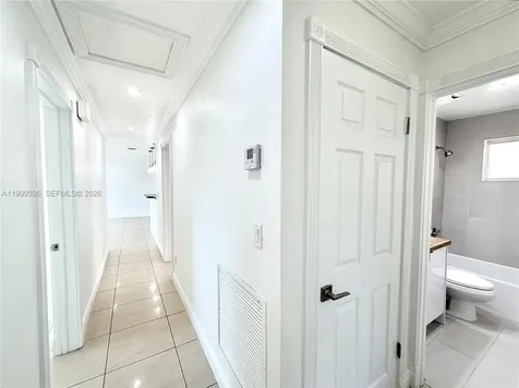 3250 SW 72 Court Miami FL 33155