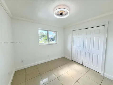 3250 SW 72 Court Miami FL 33155