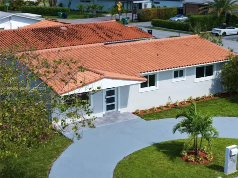 3250 SW 72 Court Miami FL 33155