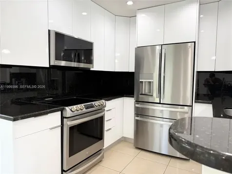 3250 SW 72 Court Miami FL 33155