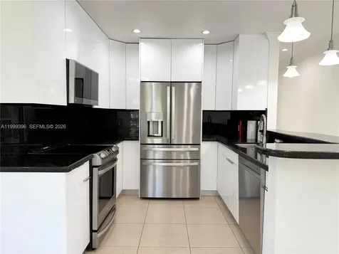 3250 SW 72 Court Miami FL 33155