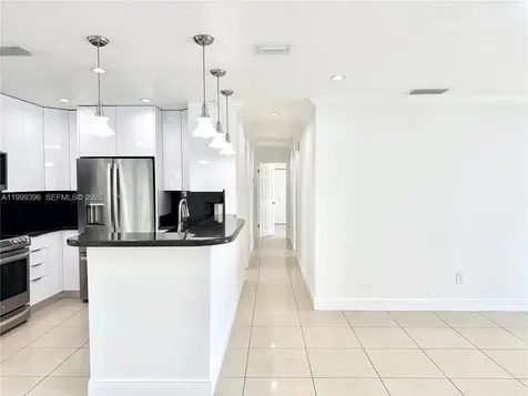 3250 SW 72 Court Miami FL 33155