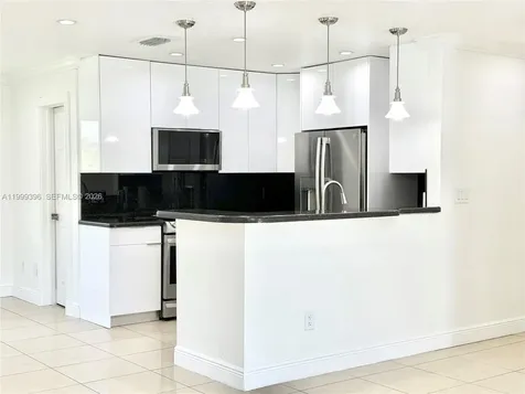 3250 SW 72 Court Miami FL 33155
