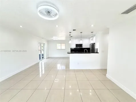 3250 SW 72 Court Miami FL 33155