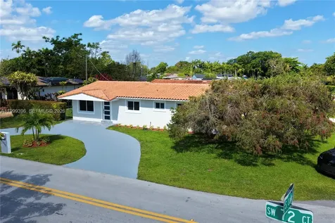 3250 SW 72 Court Miami FL 33155