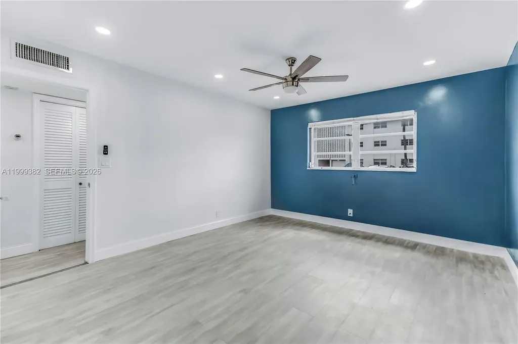 5300 Washington Street Hollywood FL 33021