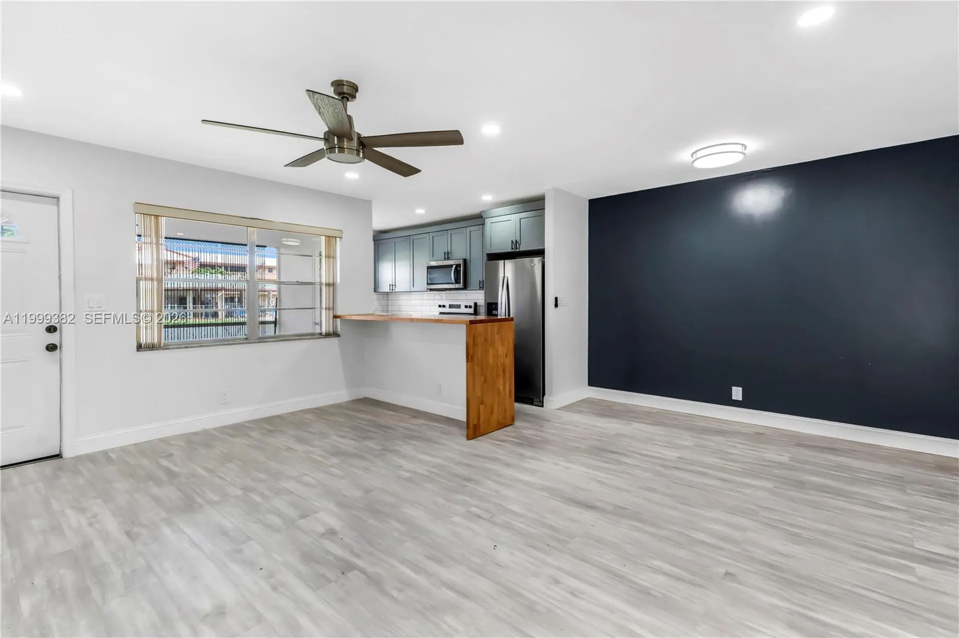 5300 Washington Street Hollywood FL 33021