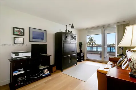 19750 Beach Road Jupiter FL 33469