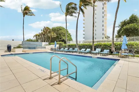 19750 Beach Road Jupiter FL 33469