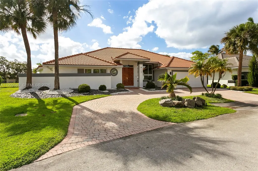 7709 NW 87th Avenue Tamarac FL 33321