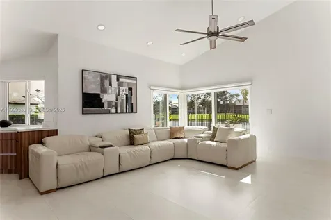7709 NW 87th Avenue Tamarac FL 33321