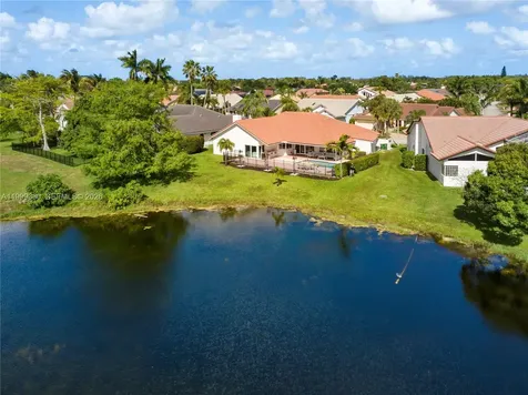 7709 NW 87th Avenue Tamarac FL 33321