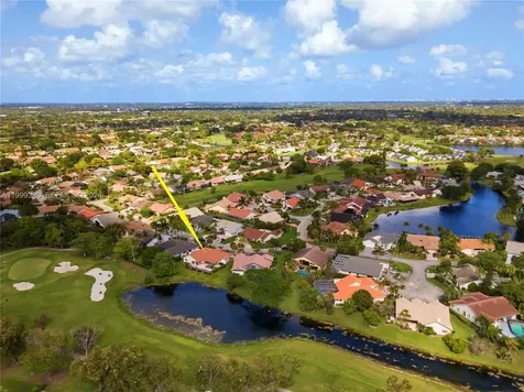 7709 NW 87th Avenue Tamarac FL 33321
