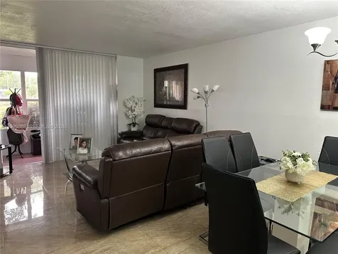 8021 N Sunrise Lakes Drive Sunrise FL 33322