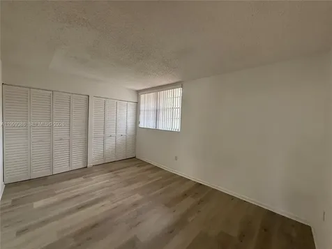 1900 W 68th Street Hialeah FL 33014