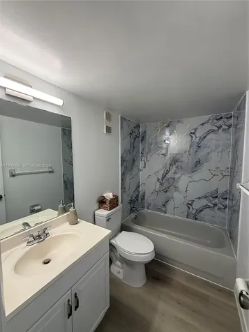1900 W 68th Street Hialeah FL 33014