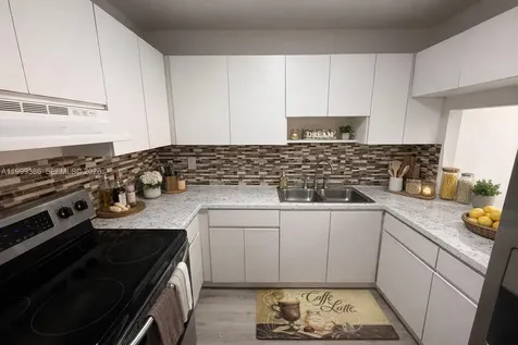 1900 W 68th Street Hialeah FL 33014
