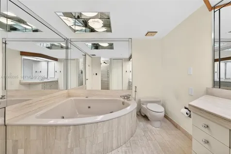 19355 Turnberry Way Aventura FL 33180