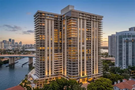19355 Turnberry Way Aventura FL 33180