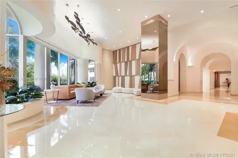 19355 Turnberry Way Aventura FL 33180