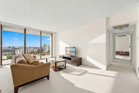 19355 Turnberry Way Aventura FL 33180