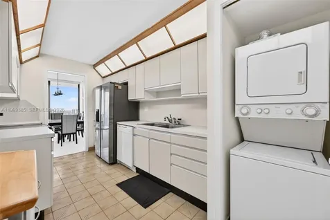19355 Turnberry Way Aventura FL 33180