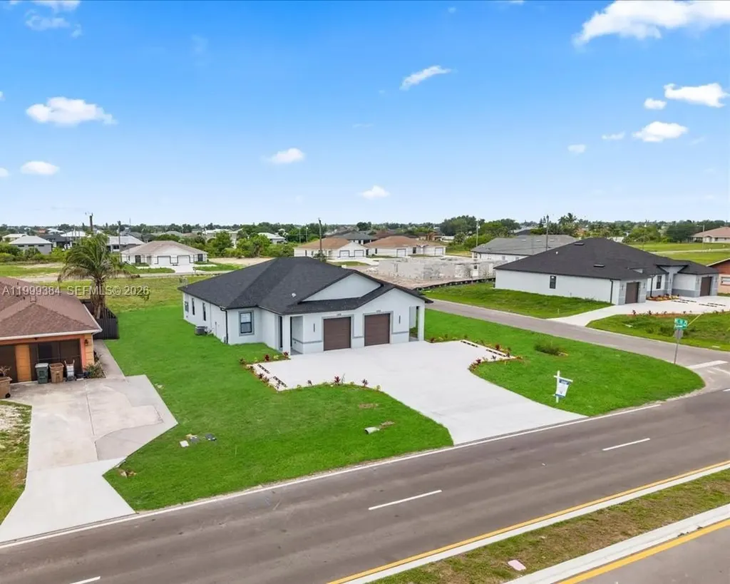 1024/1026 Diplomat Parkway E Cape Coral FL 33909