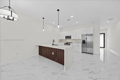 1024/1026 Diplomat Parkway E Cape Coral FL 33909