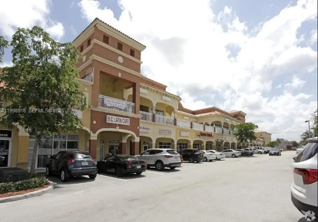6672 Stirling Road Davie FL 33024