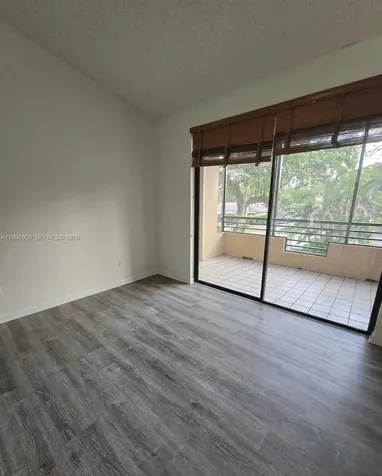 15515 N Miami Lakeway N Miami Lakes FL 33014
