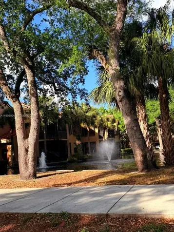 15515 N Miami Lakeway N Miami Lakes FL 33014