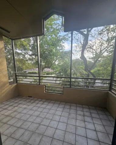 15515 N Miami Lakeway N Miami Lakes FL 33014