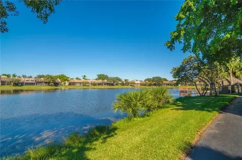 1100 Colony Point Circle Pembroke Pines FL 33026