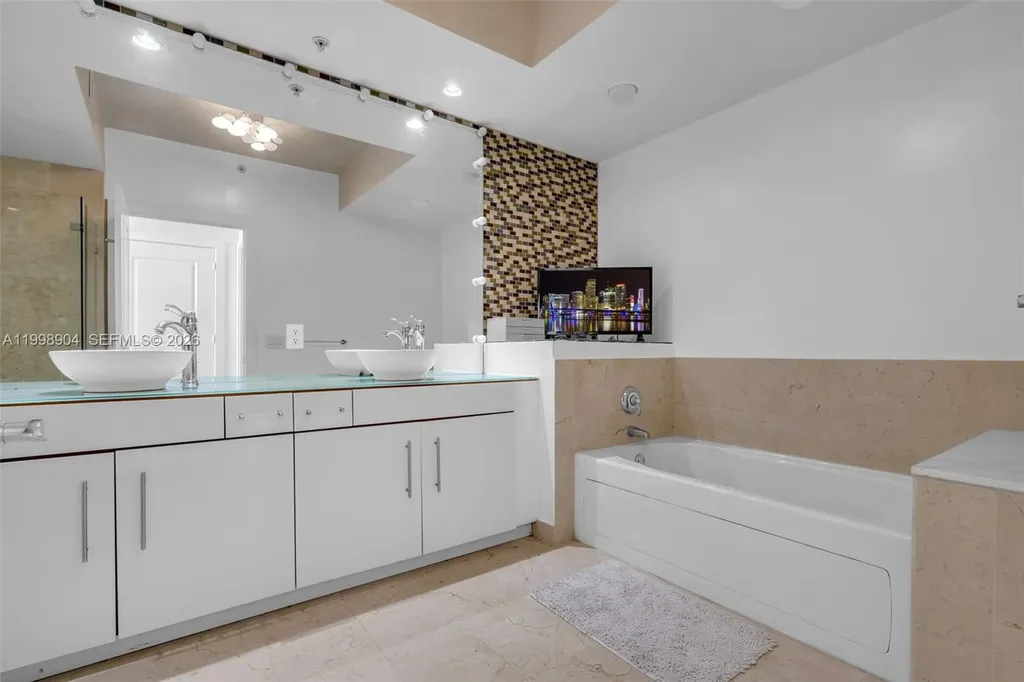 315 NE 3rd Avenue Fort Lauderdale FL 33301