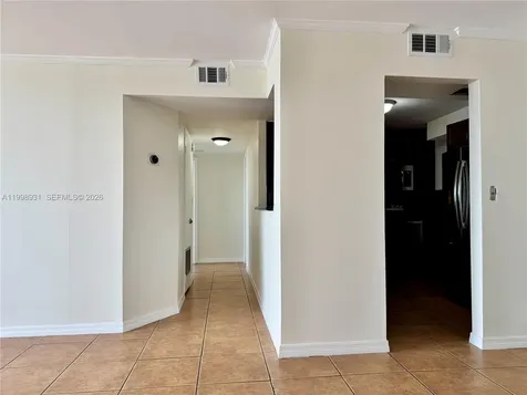 2780 NE 183rd Street Aventura FL 33160