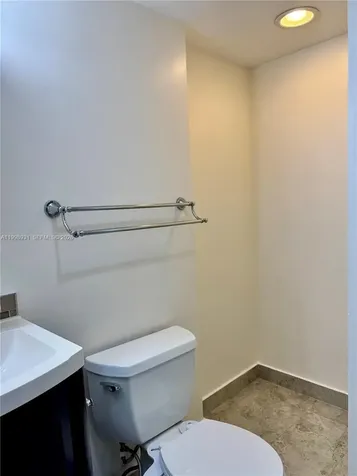 2780 NE 183rd Street Aventura FL 33160